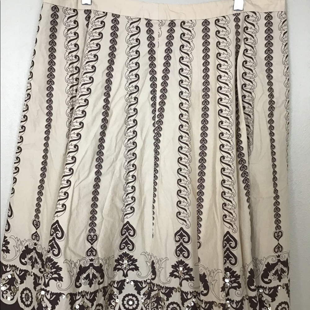 W Work to wear a skirt, women’s size 16